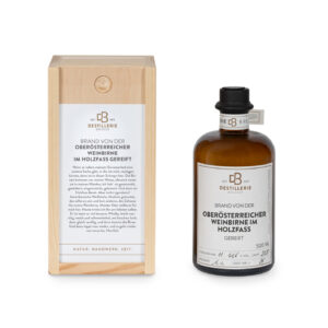 Brand von der Oberösterreicher Weinbirne im Holzfass Fassstärke